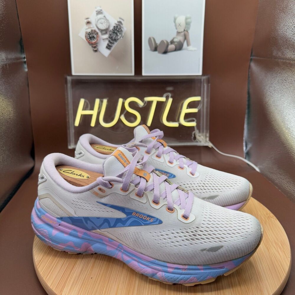 Brooks Ghost 15 “White Vista Lavendula” Women’s Sz 9B